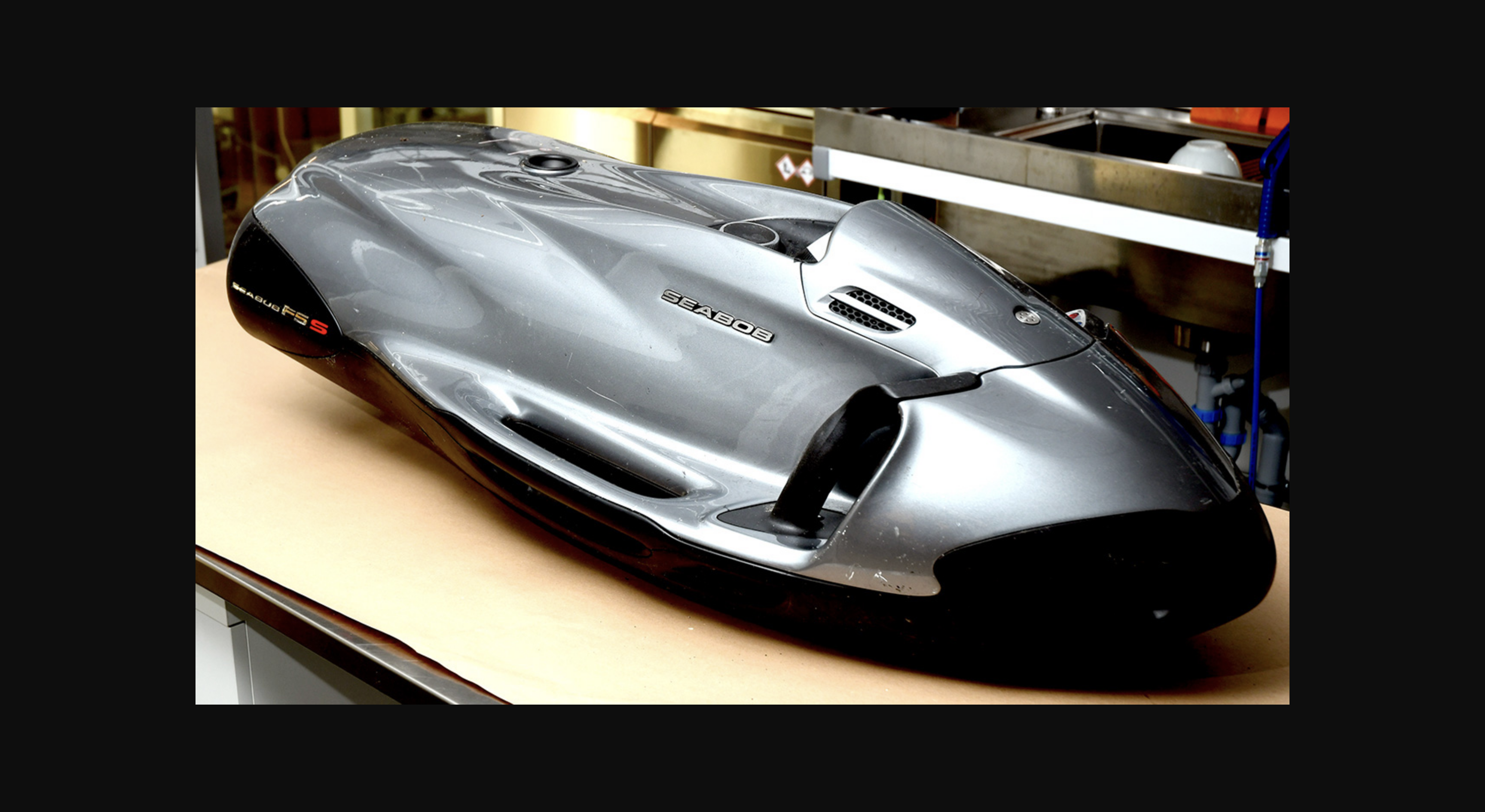 De Huelva a Gotemburgo para transportar cocaína en motos de agua sumergibles.