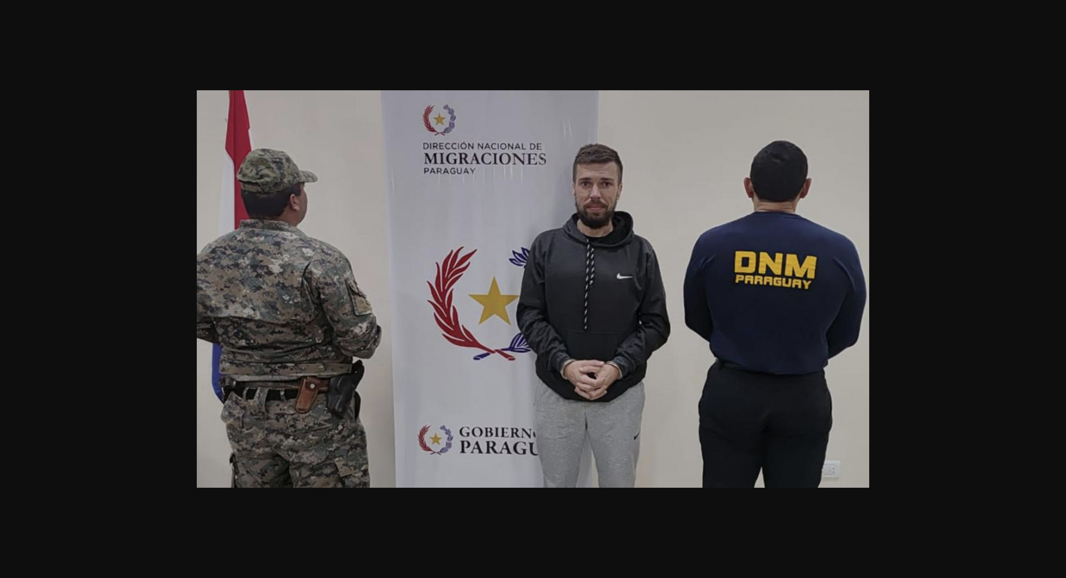 «Mucha suerte con la tierra productiva, chico»