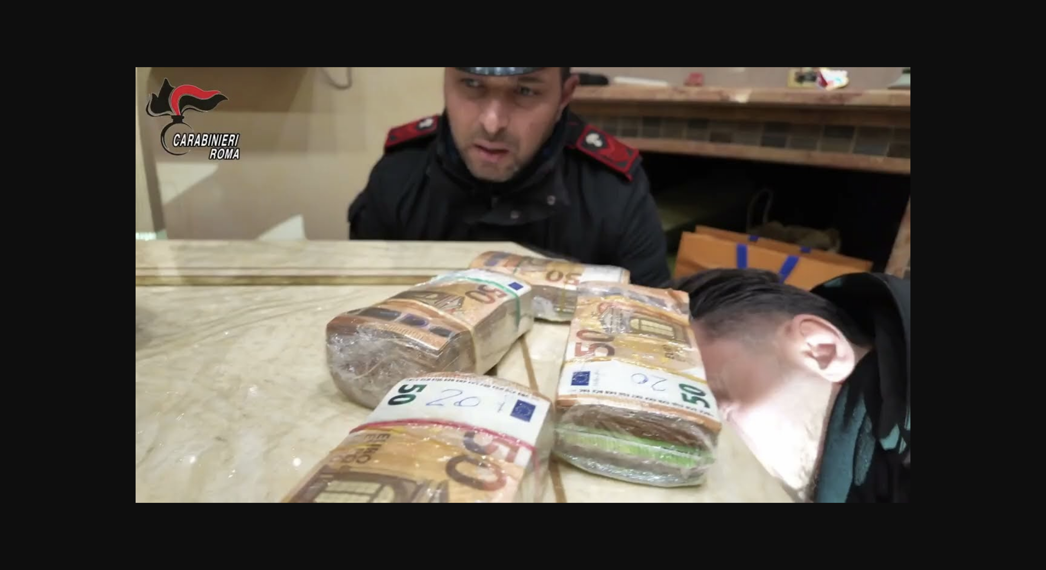 Arrestados por sacar contenedores del puerto para llenarlos de cocaína