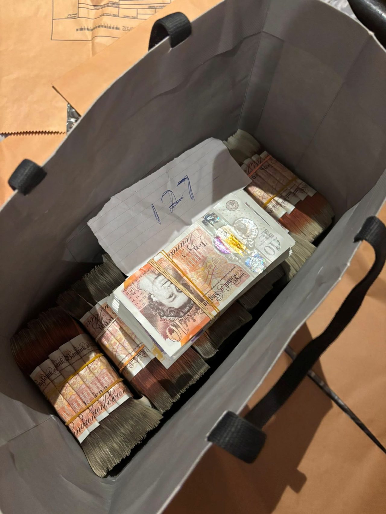 Confiscan más de cuatro millones de libras en efectivo a un narcotraficante en Londres