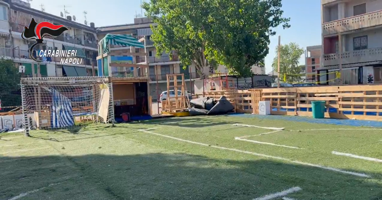 Un refugio para guardar estupefacientes que eran comercializados en áreas escolares