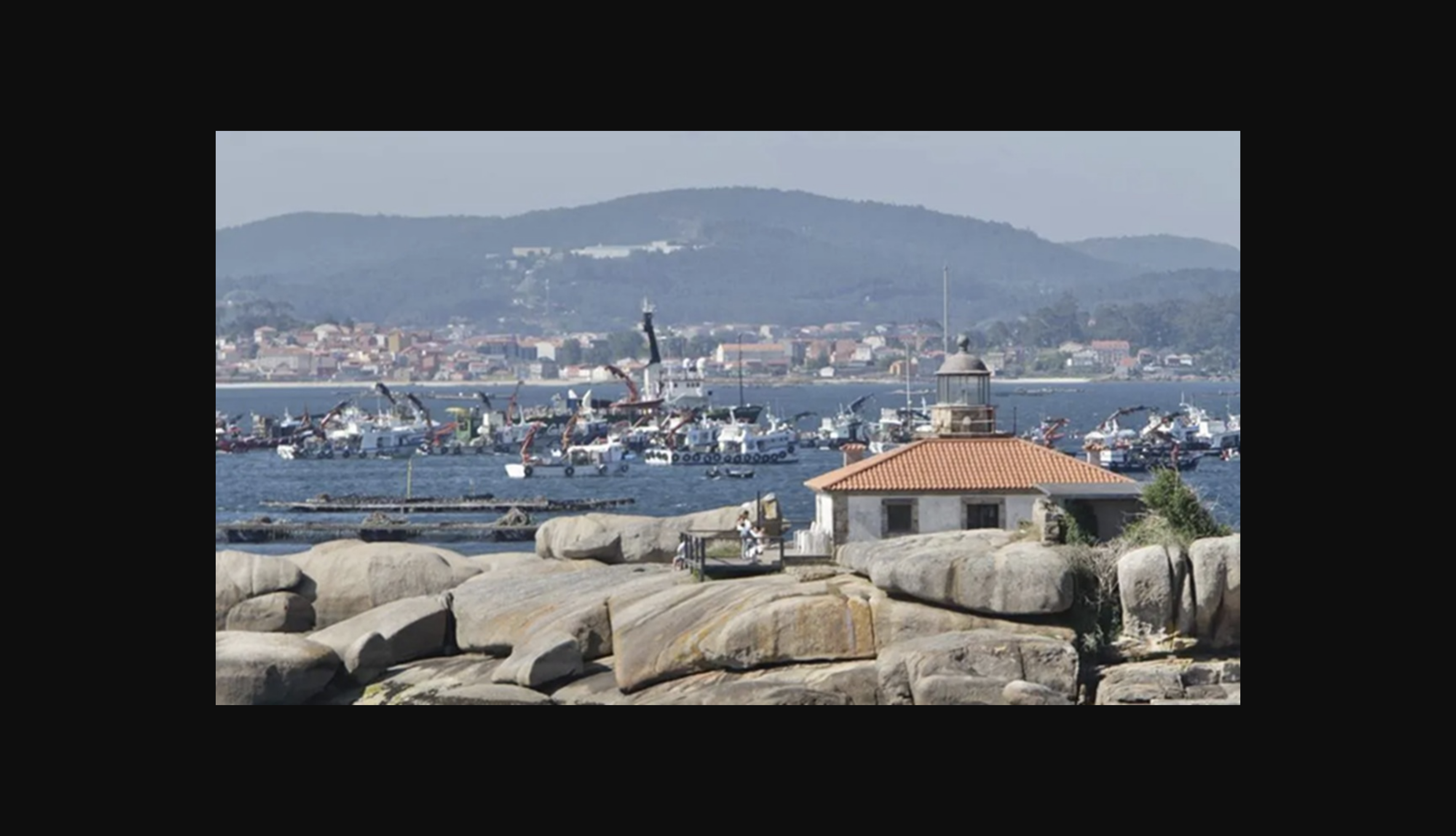 Escapa de un rapto por una deuda relacionada con una descarga en A Illa de Arousa